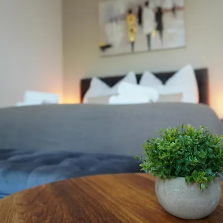 Ruhiges Am Woerthersee Mit Tiefgarage Apartment