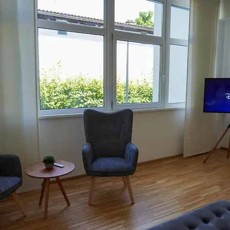 Ruhiges Am Woerthersee Mit Tiefgarage Krumpendorf