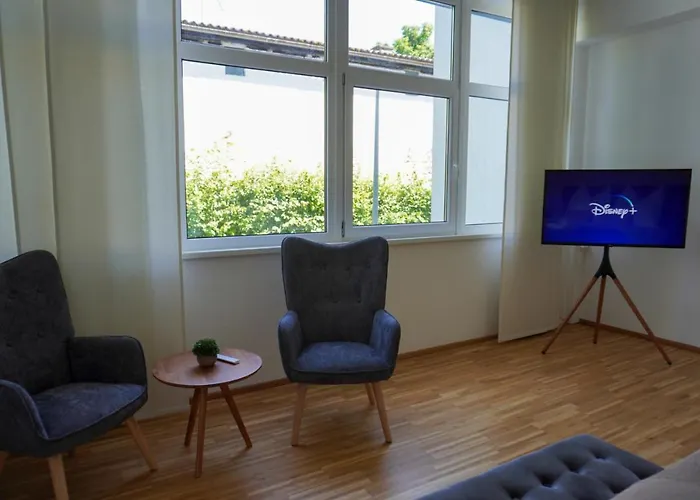 Ruhiges Am Woerthersee Mit Tiefgarage Krumpendorf