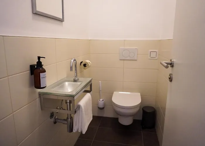 Ruhiges Am Woerthersee Mit Tiefgarage Apartament