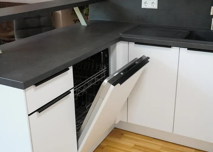 Ruhiges Am Woerthersee Mit Tiefgarage Apartament Krumpendorf