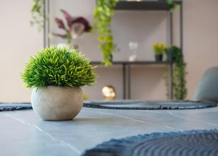 Ruhiges Am Woerthersee Mit Tiefgarage Krumpendorf